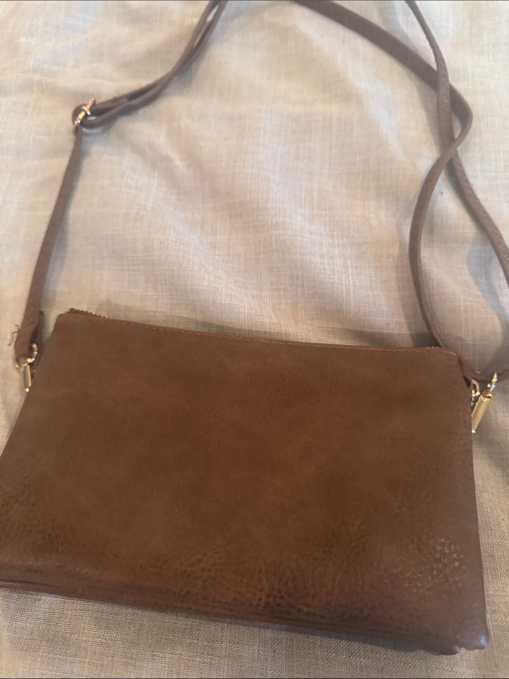Classic Brown Crossbody Bag - Sleek Everyday Style